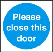 please close this door 